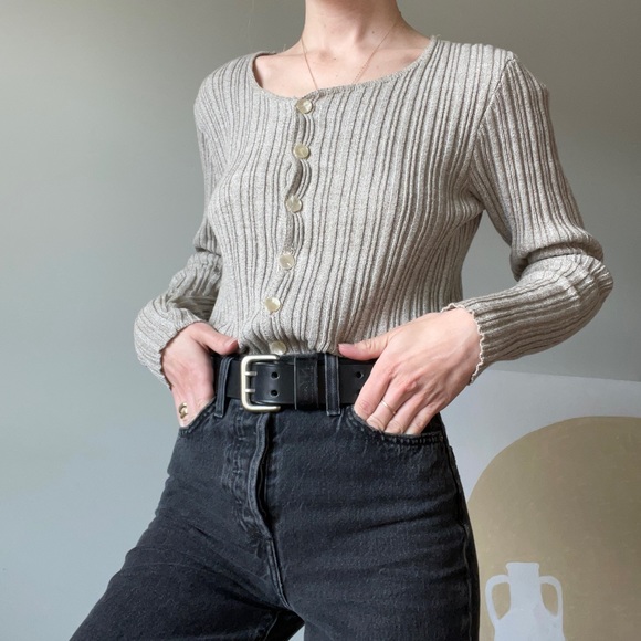 SOLD Vintage Beige Button Up Cotton Ribbed Cropped Sweater - Picture 3 of 7